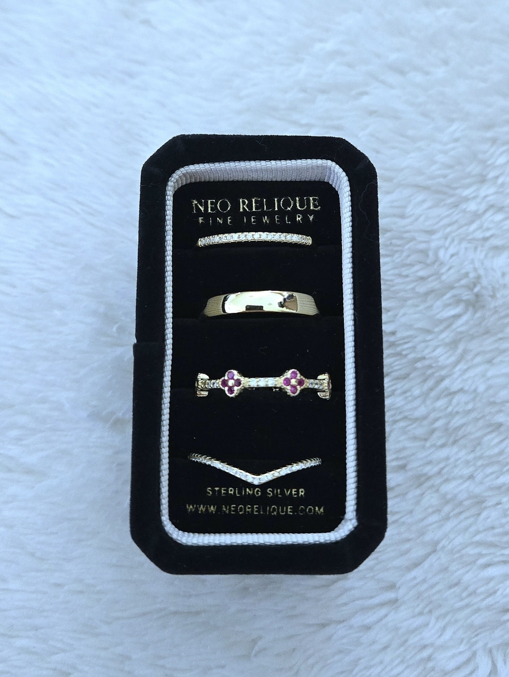 Neo Relique Set of Four4️⃣ Gold💛 Rings💍 - NIB
